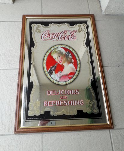 Miroir publicitaire Coca-Cola