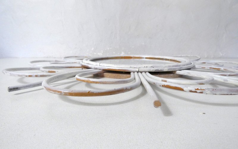 Miroir soleil en rotin vintage