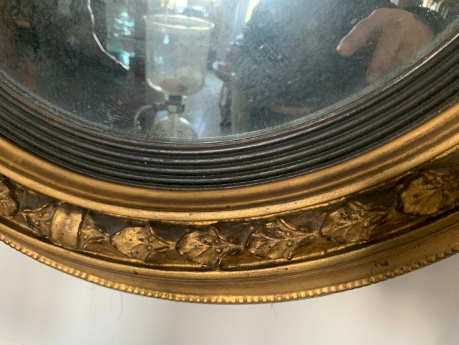 Miroir sorcière en bois sculpté doré XIX siècle