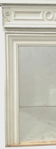 Miroir trumeau de style Louis XVI en bois et stuc patiné XIX siècle