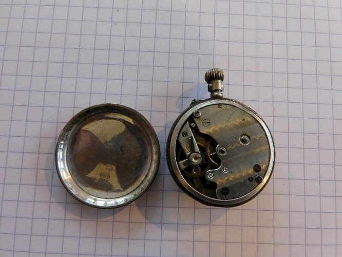 MONTRE A GOUSSET ANCIENNE POUR FEMME N° 28