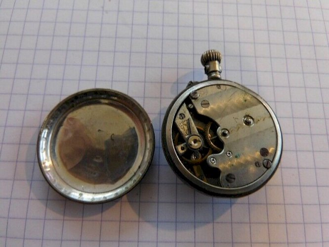 MONTRE A GOUSSET ANCIENNE POUR FEMME N° 28