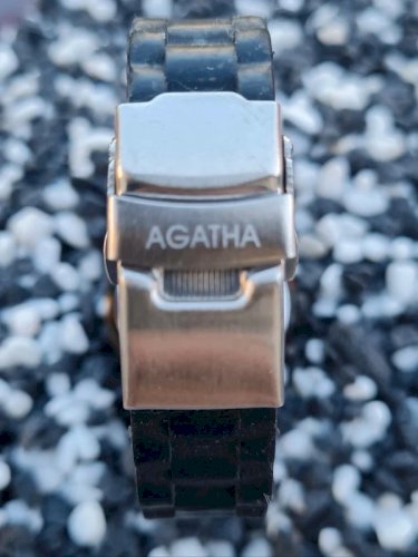 Montre Agatha noir vintage