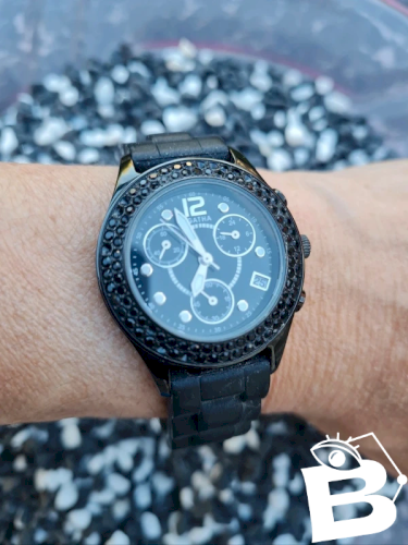 Montre Agatha noir vintage