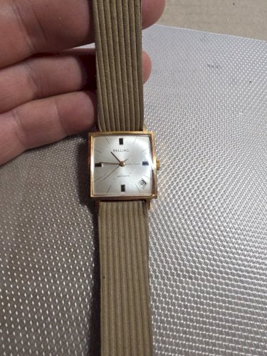 Montre ancienne mecanique  Relliac ,  bel etat ... calendrier