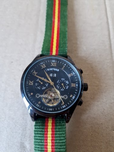 Montre automatique Kinyued - Tres bel etat