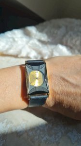 Omax women's watch in crystal - quartz.