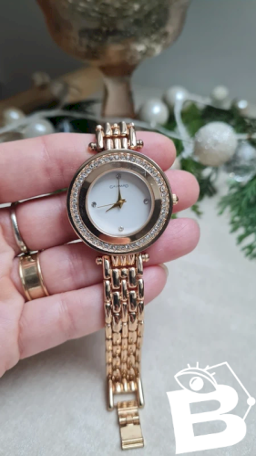 Montre femme vintage Galimard doré et strass état neuf