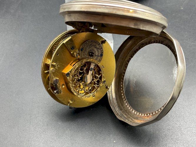 montre gousset mouvement à coq  argent massif XVIII/XIX ème