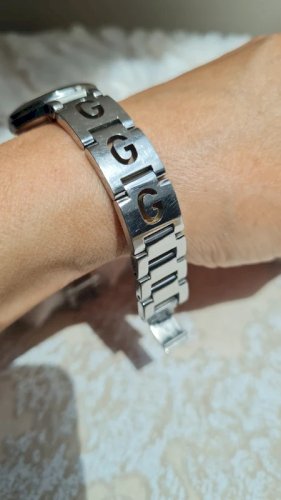 Montre GUESS femme ( révision à prévoir )
