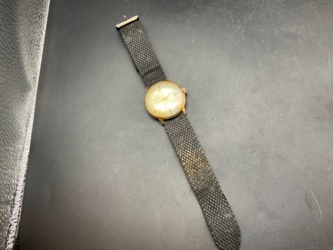 montre homme TACITE BESANÇON Pl or