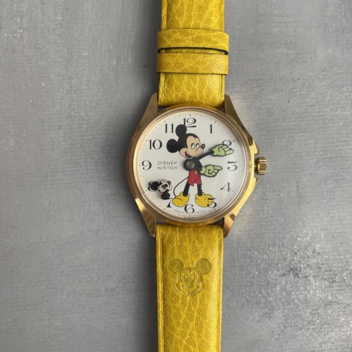 Montre quartz DISNEY WATCH Avronel Mickey bracelet jaune fonctionne pile neuve