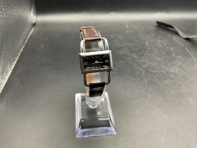 Montre VENGA Hermès MÉCANIQUE vintage