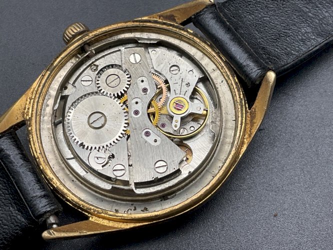 montre vintage homme DIFOR Antichoc Pl or