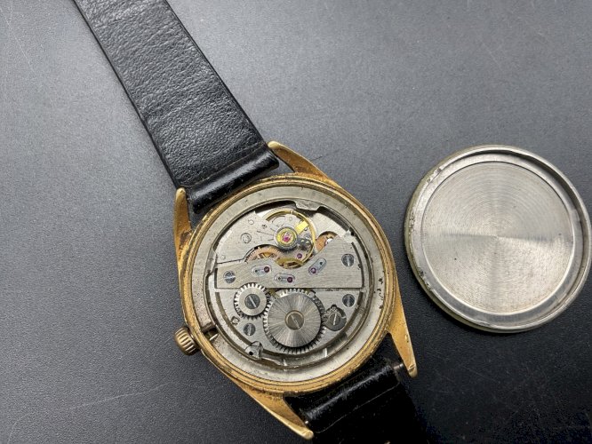 montre vintage homme DIFOR Antichoc Pl or