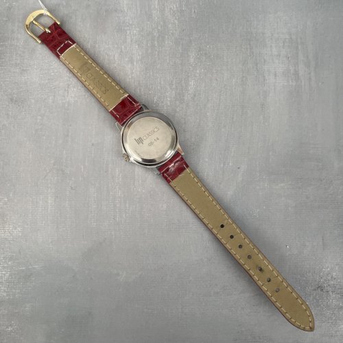 Montre watch femme LIP CLASSICS 05-14 bracelet rouge fonctionne pile neuve