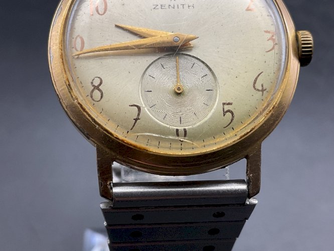 Montre Zenith mécanique 2511 années 60