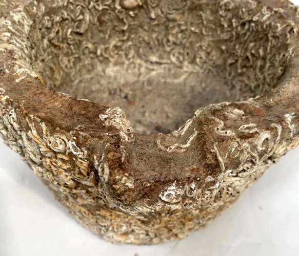 Mortier a oreilles en pierre du XVIII siècle