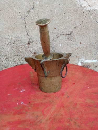 Mortier et son pilon en #bronze ancien oriental