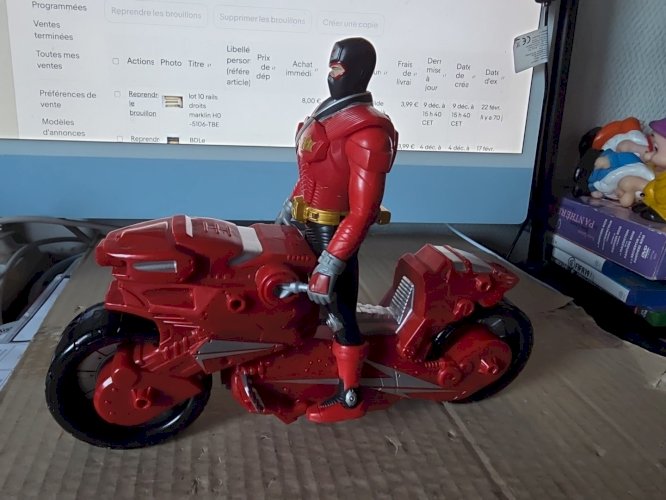 motard , figurine power rangers