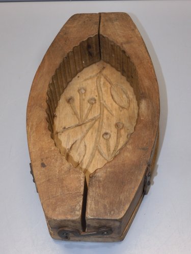 -MOULE A BEURRE ARTICULE en BOIS Ancien jus de grange collection art populaire D