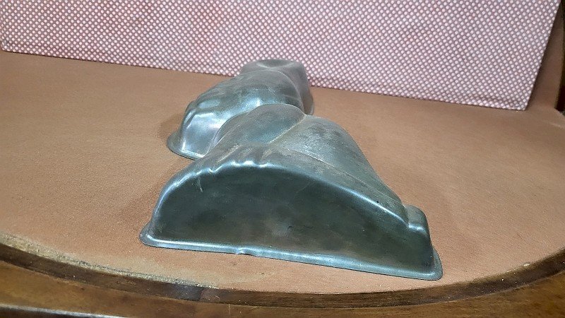 MOULE A GATEAU EN TÔLE LAPIN DE 31 CM DE HAUT INTERIEUR