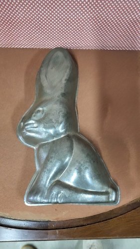 MOULE A GATEAU EN TÔLE LAPIN DE 31 CM DE HAUT INTERIEUR