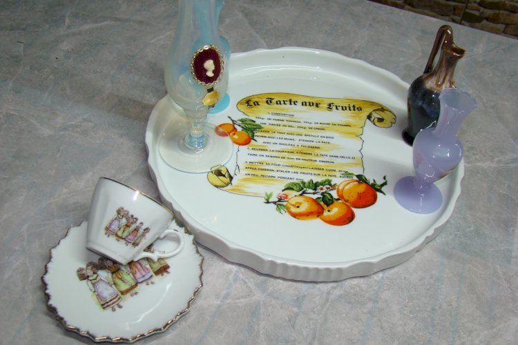 MOULE A TARTE et BIBELOTS