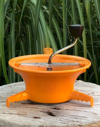 Moulin à légumes vintage orange N•1