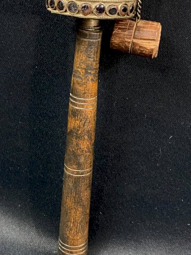 Moulin à prière tibétain décor sculpté rehaussé de perles Tibet Népal Bouddhisme