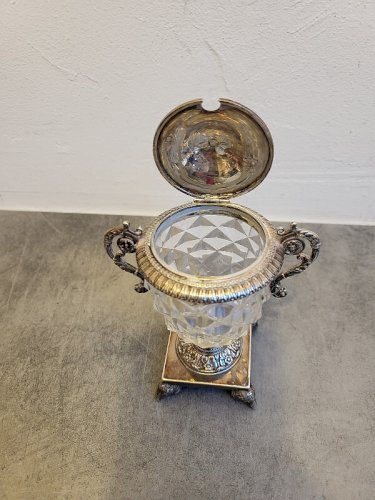MOUTARDIER EN ARGENT MASSIF CRISTAL POINCONS TETE DE CERES ET VIEILLARD DE 271 g