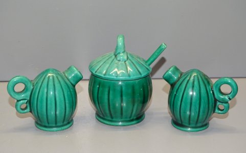 MUSTARD POT & SALT PEPPER SHAKER VINTAGE CERAMIC 50s/60s TABLE DECOR