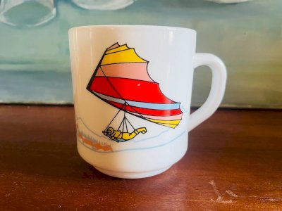 Vintage Arcopal Deltaplane Mug