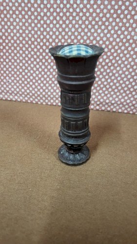 NECESSAIRE DE COUTURE EN BOIS SCULPTE 1900