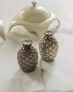 Nestor, the silver pineapple salt and pepper set No. 540