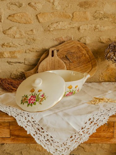 Nestor, la soupière en faïence N°497