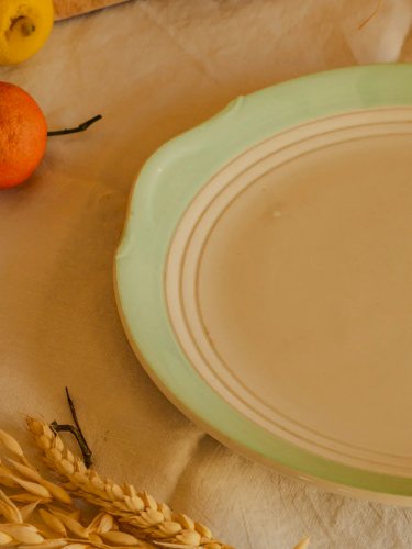 Nestor, le plat à gâteau en faïence N°513