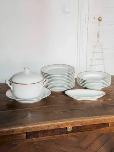 Nestor, le service de vaisselle doré en faïence N°520