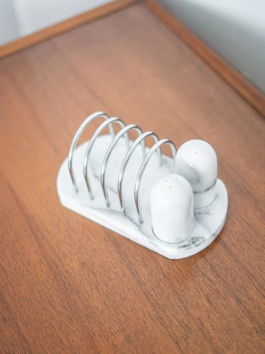 Nestor, l'ensemble salière et poivrière en marbre N°457