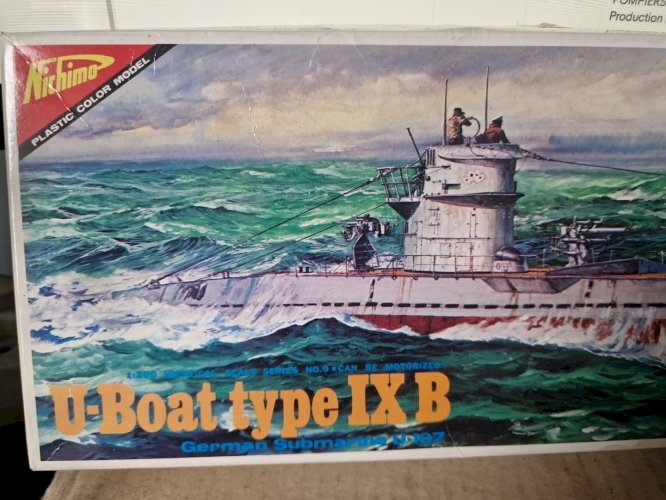 NICHIMO MAQUETTE SOUS MARIN ALLEMAND U-BOAT TYPE IXB- 1.200e