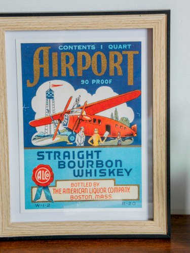 Nina, l'affiche vintage encadrée N°251