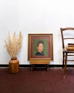 Nina, the wooden portrait No. 12