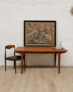 Nina, the floral illustration No. 44