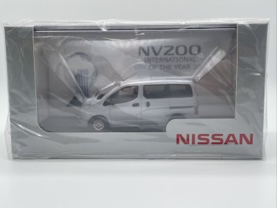 Nissan NV200 Evalia 1/43  Eligor