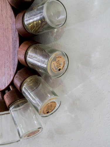 Noah, le carrousel à épices en teck N°9