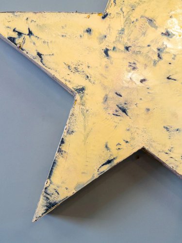 Noah, l'étoile en métal N°1