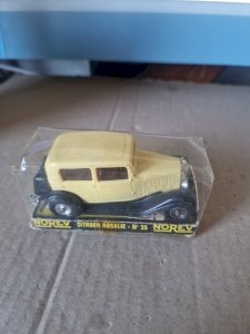 Norev France  1/43 réf 35 : Citroën Rosalie 1934