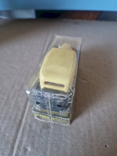 Norev France  1/43 réf 35 : Citroën Rosalie 1934