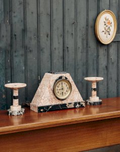 Nour, the decorative marble clock No. 33