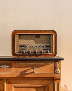 Nour, the vintage radio No. 39